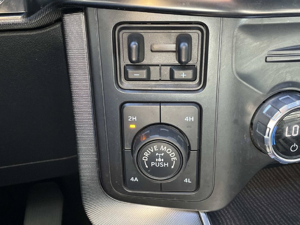 Used 2021 Ford F150 Platinum w/ Max Trailer Tow Package AWD/4WD image 31