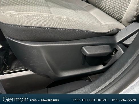 Used 2022 Ford Escape SE image 17