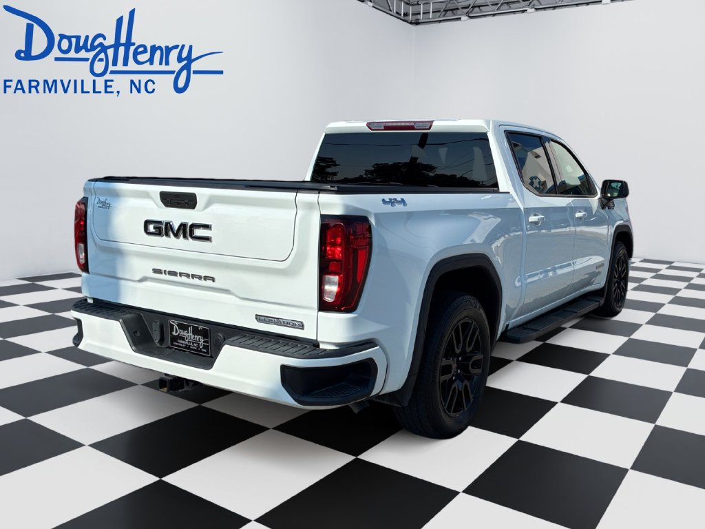 Used 2021 GMC Sierra 1500 Elevation w/ LPO, Elevation Black Package AWD/4WD image 5