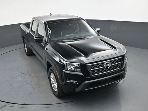 Used 2024 Nissan Frontier SV image 23