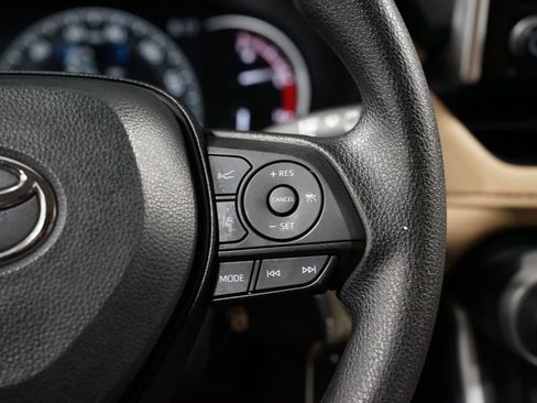 Certified 2025 Toyota RAV4 LE image 13