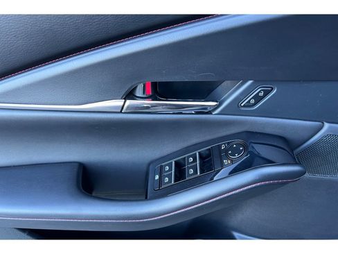 Certified 2023 MAZDA CX-30 AWD 2.5 S w/ Preferred Package image 13