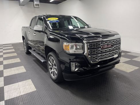 Used 2022 GMC Canyon Denali image 6