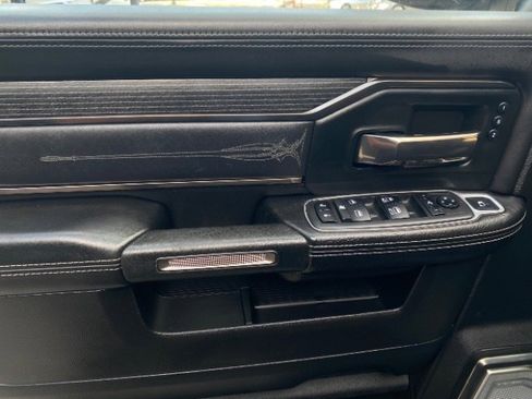 Used 2019 RAM 2500 Limited image 19