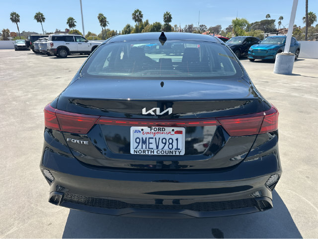 Certified 2023 Kia Forte LXS FWD image 5