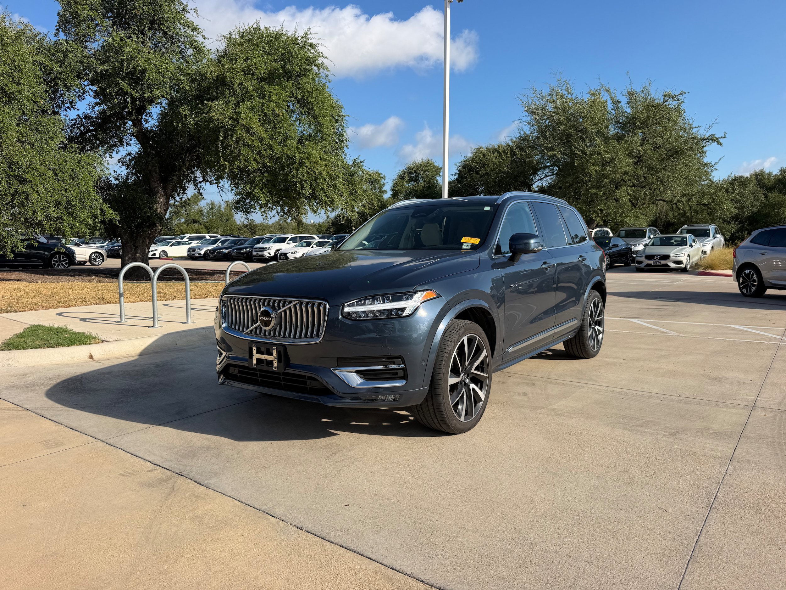 Certified 2023 Volvo XC90 B6 Plus w/ Protection Package Premier AWD/4WD image 2