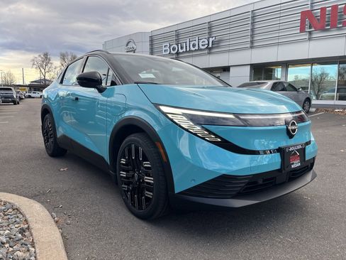 New 2026 Nissan Leaf Platinum+ image 2
