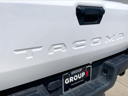 Used 2025 Toyota Tacoma SR RWD image 29