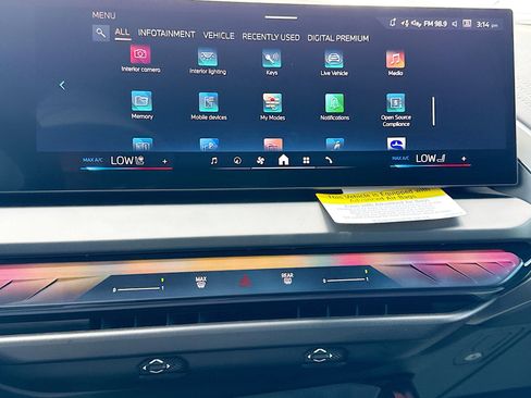 New 2026 BMW X3 xDrive30 w/ Premium Package image 30