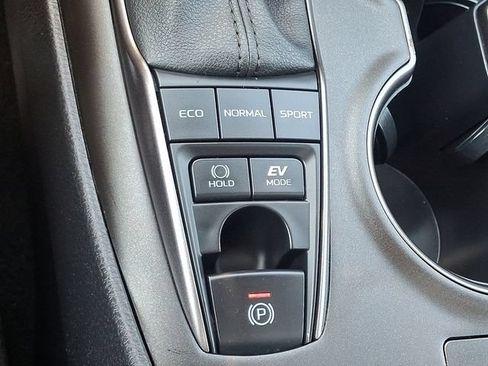 Used 2024 Toyota Camry XSE w/ Cold Weather Package FWD image 25