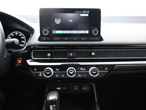 Used 2023 Honda Civic EX image 9