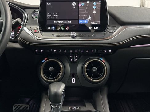 Used 2024 Chevrolet Blazer Premier w/ Enhanced Convenience Package image 22