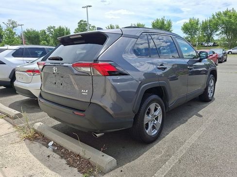 Used 2025 Toyota RAV4 XLE AWD/4WD image 5