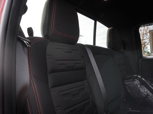 Used 2025 Nissan Frontier PRO-4X w/ Pro Convenience Package image 31