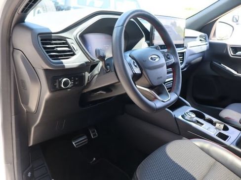 Certified 2023 Ford Escape ST-Line w/ Tech Pack #1 FWD image 13
