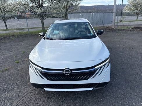 New 2026 Nissan Sentra SL w/ Floor Mat Package FWD image 2