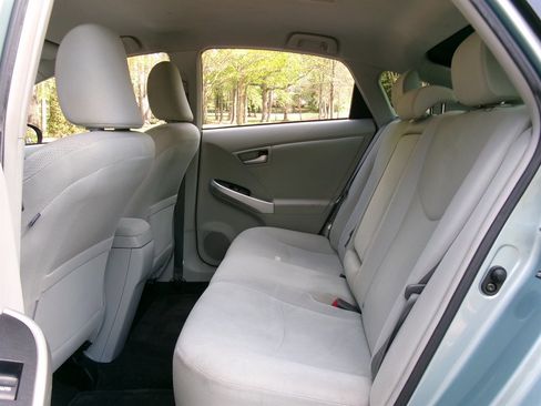 Used 2012 Toyota Prius Two image 33