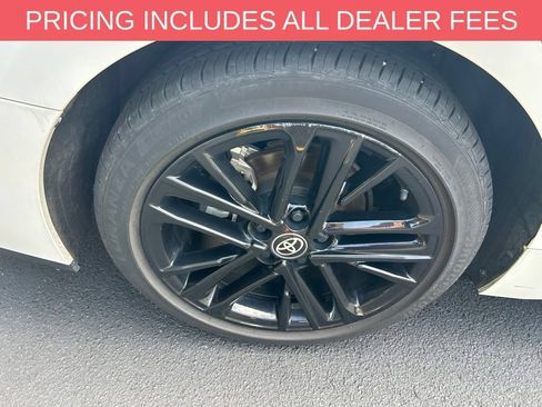 Used 2025 Toyota Camry SE FWD image 10