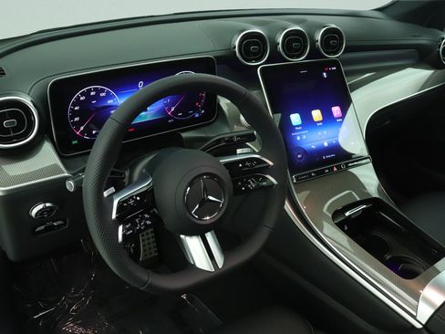 New 2026 Mercedes-Benz GLC 300 image 4