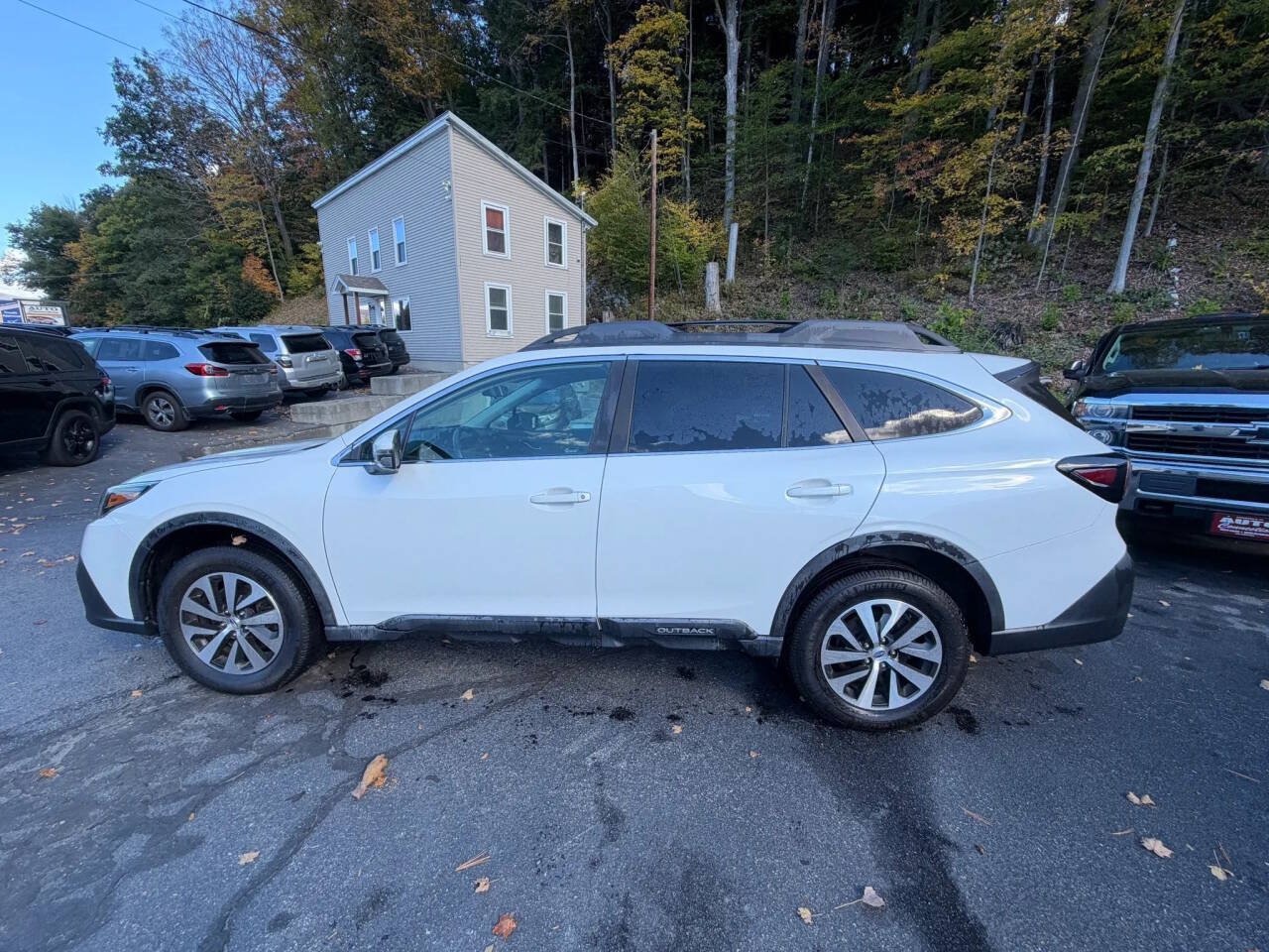 Used 2020 Subaru Outback Premium AWD/4WD image 5