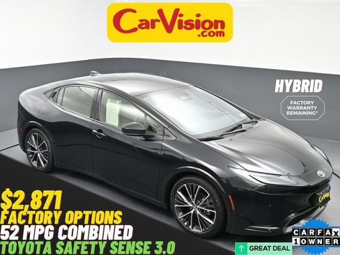 Used 2024 Toyota Prius XLE FWD image 1