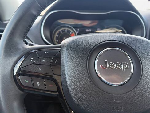 Certified 2023 Jeep Cherokee Altitude Lux image 25