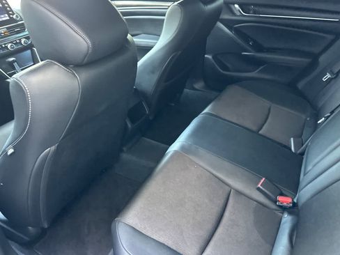 Used 2019 Honda Accord Sport image 5