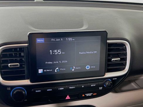 Certified 2024 Hyundai Venue SEL FWD image 15