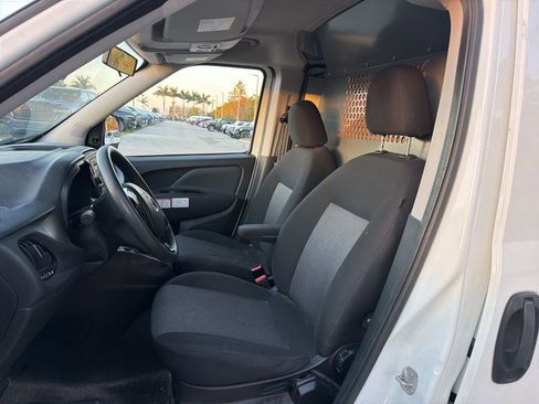 Used 2022 RAM ProMaster City Tradesman image 9