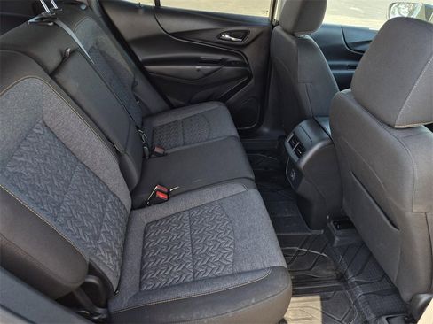 Used 2023 Chevrolet Equinox LT image 15