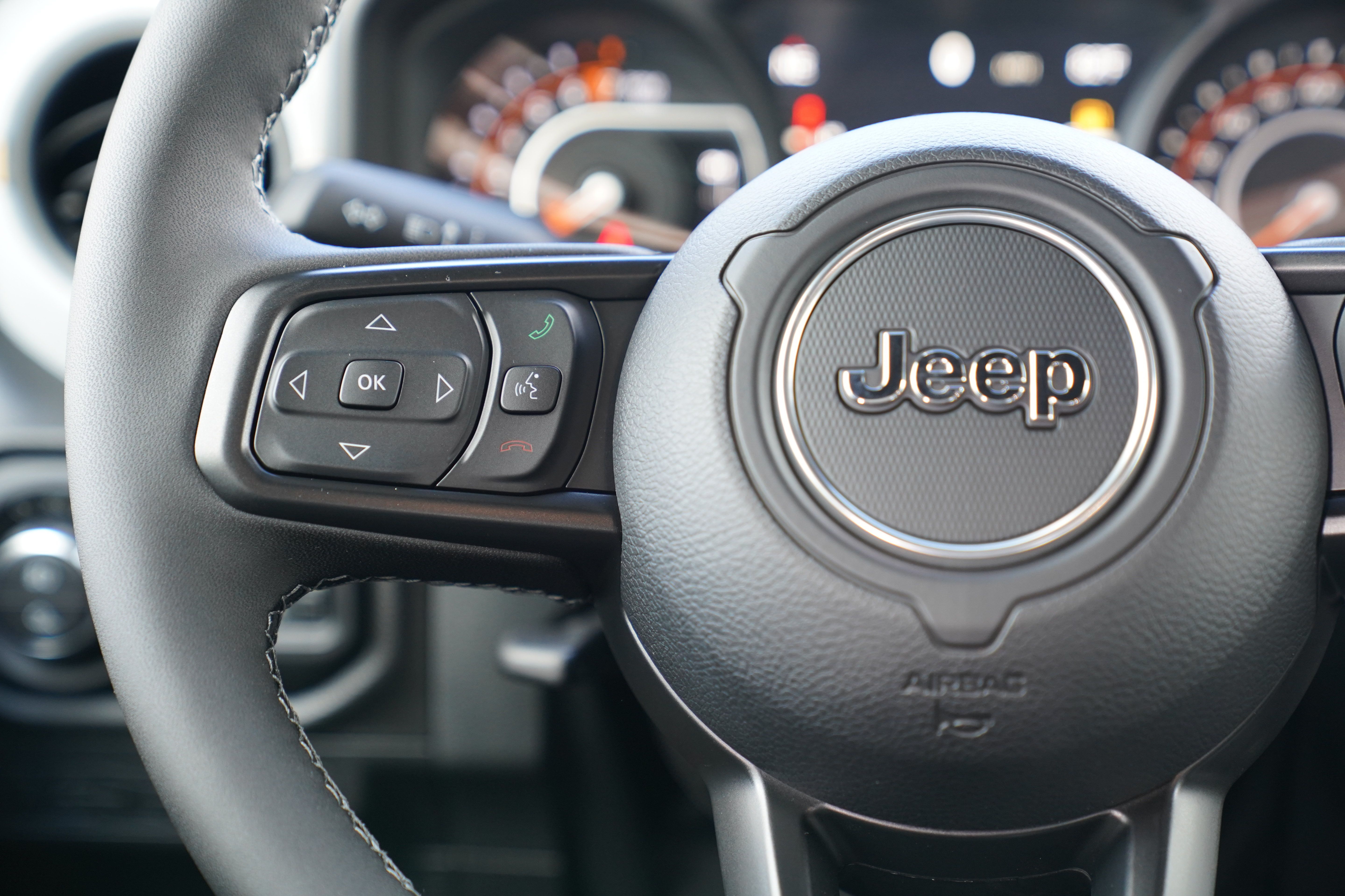 New 2026 Jeep Gladiator Sport AWD/4WD image 18