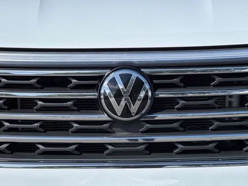 Used 2024 Volkswagen Atlas SE AWD/4WD image 47