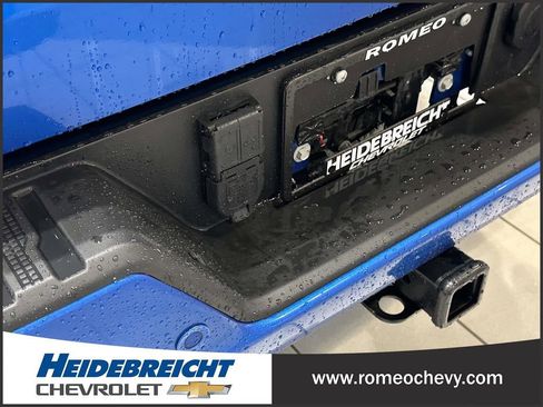 Certified 2023 GMC Sierra 1500 AT4 w/ AT4 Premium Package image 15