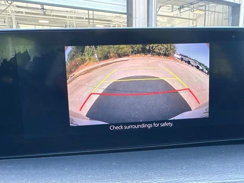 Used 2019 MAZDA MAZDA3 Sedan FWD image 20