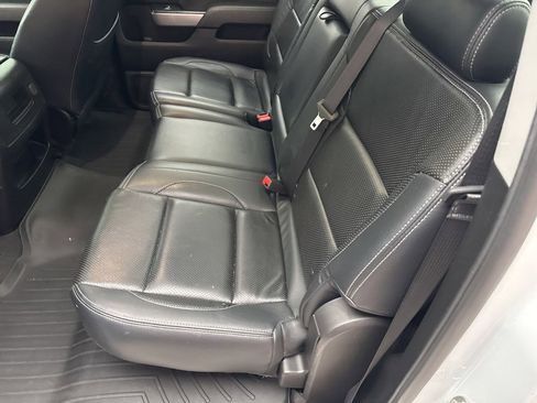 Used 2019 Chevrolet Silverado 2500 LT image 28