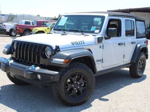 Used 2023 Jeep Wrangler Unlimited AWD/4WD image 13
