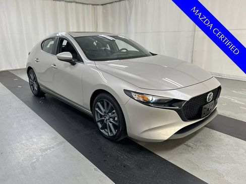 Used 2025 MAZDA MAZDA3 s FWD image 1