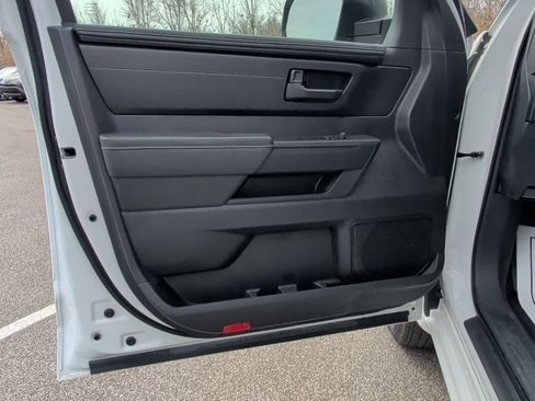 Used 2023 Toyota Tundra SR image 31