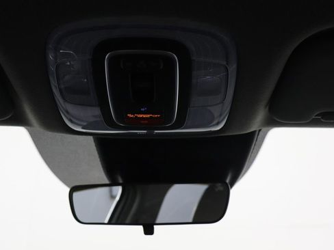 Used 2025 Hyundai Elantra SEL FWD image 24
