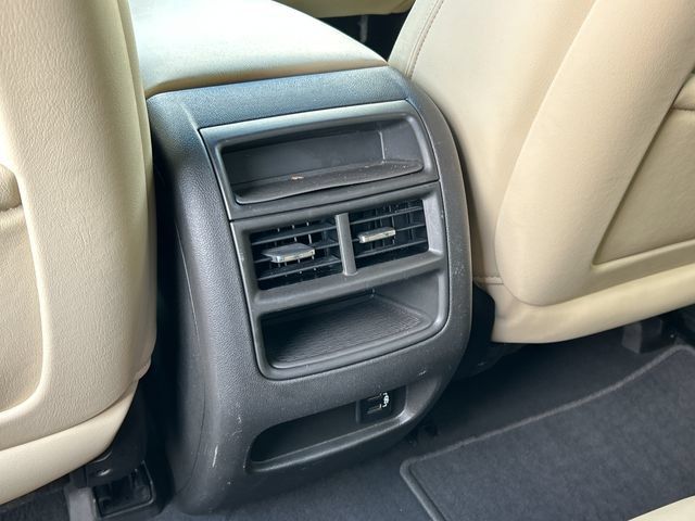 Used 2017 Cadillac XT5 Luxury w/ Driver Awareness Package FWD image 20