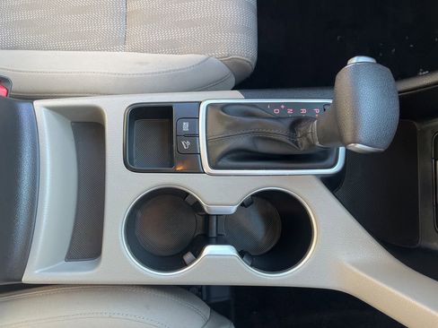 Certified 2022 Kia Sportage LX image 23