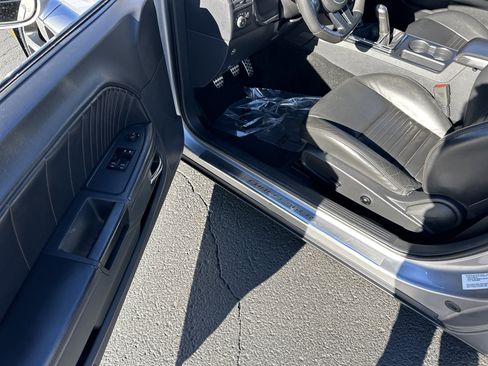 Used 2014 Dodge Challenger R/T image 11