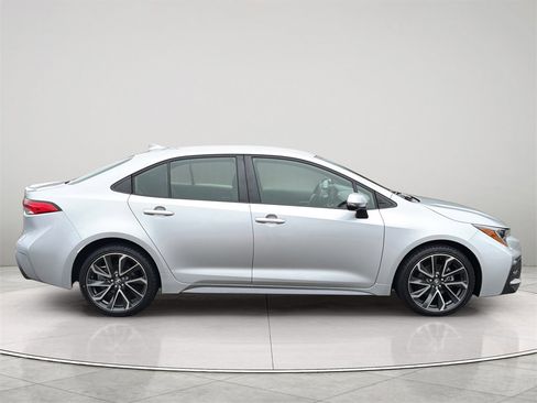 Used 2022 Toyota Corolla SE image 14
