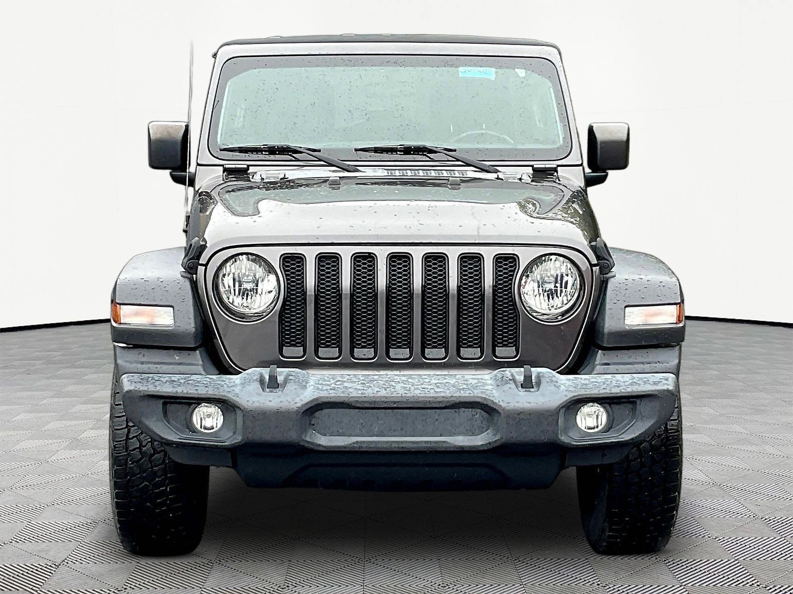 Used 2020 Jeep Wrangler Unlimited Sport AWD/4WD image 2