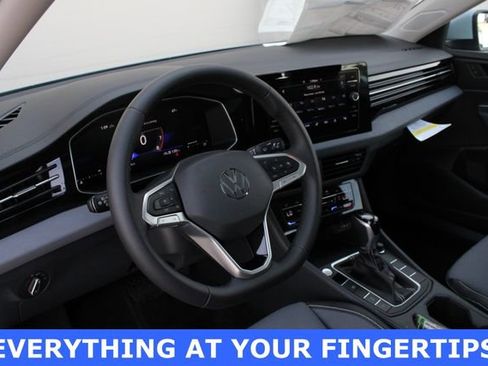 New 2026 Volkswagen Jetta SE image 2