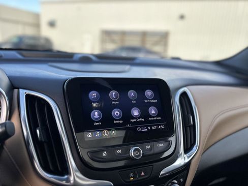 Used 2022 Chevrolet Equinox Premier image 19