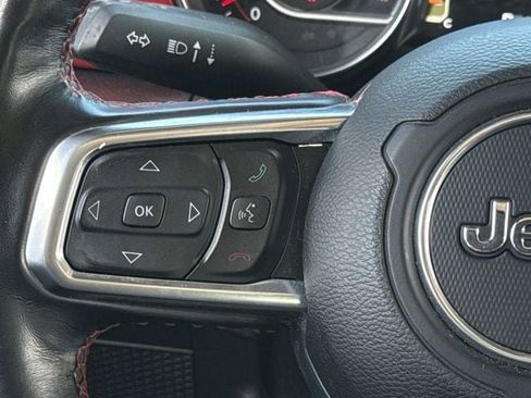 Used 2021 Jeep Wrangler Unlimited Rubicon AWD/4WD image 13