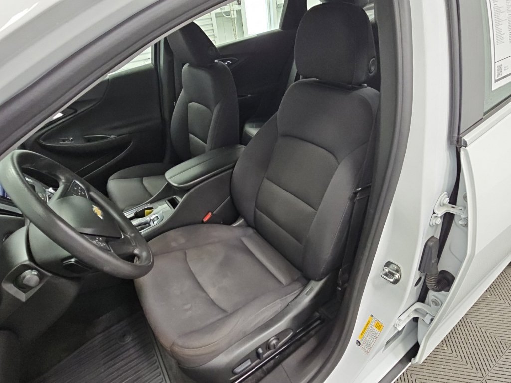 Used 2024 Chevrolet Malibu LT FWD image 29