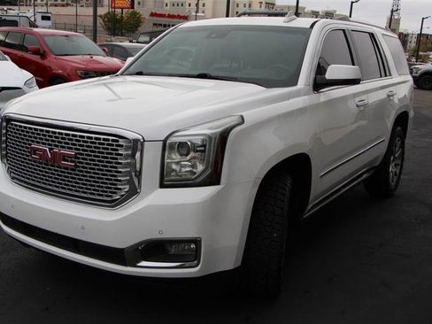 Used 2016 GMC Yukon Denali w/ Open Road Package image 4