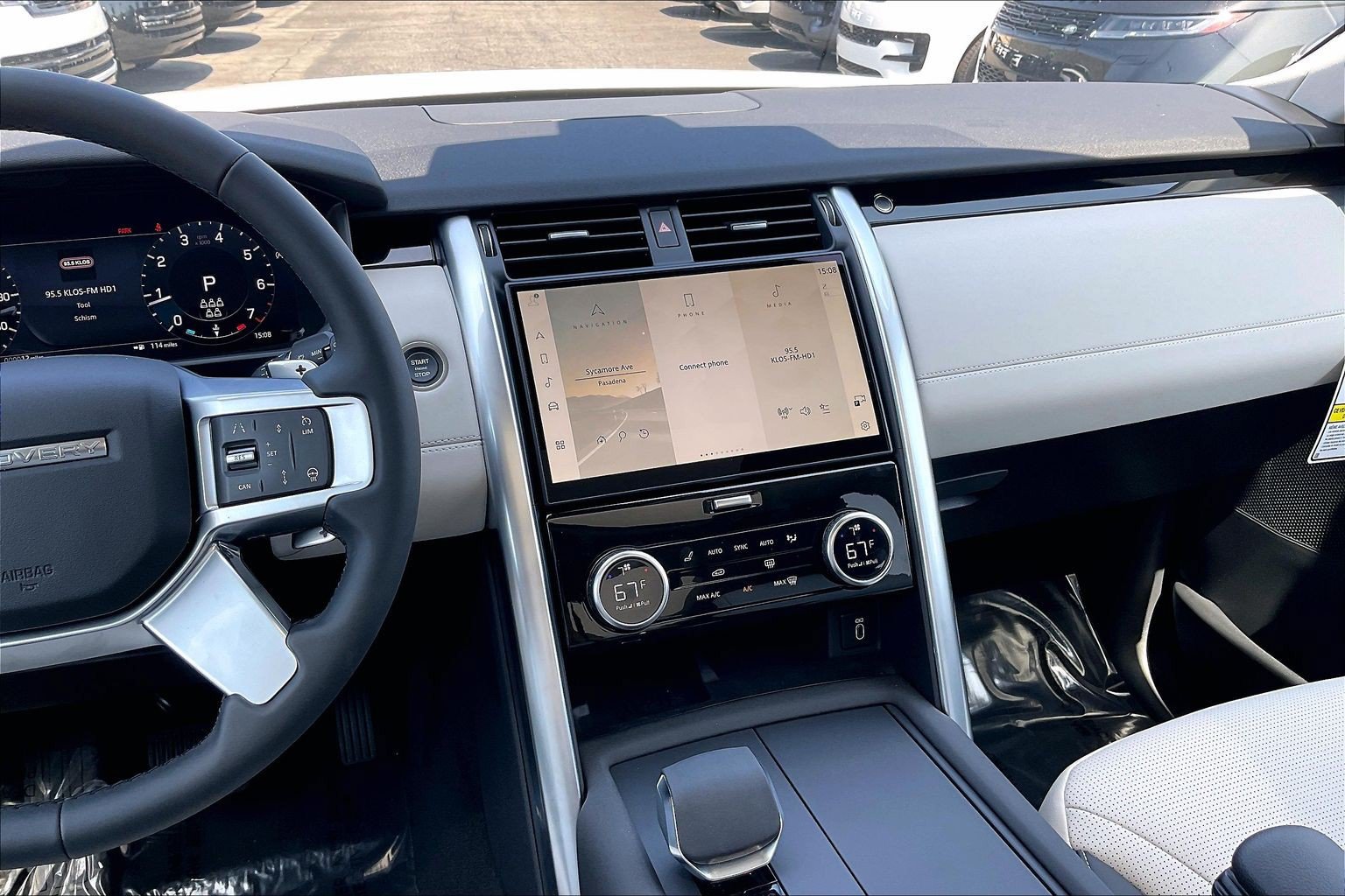 New 2026 Land Rover Discovery S AWD/4WD image 11